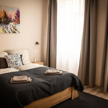 Loli Apartman Miskolc Extérieur photo