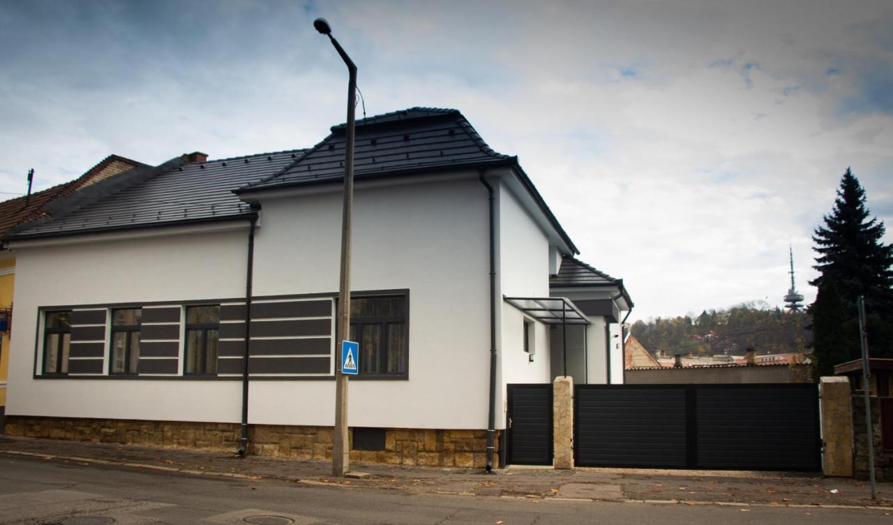 Loli Apartman Miskolc Extérieur photo