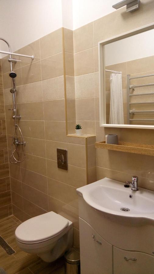 Loli Apartman Miskolc Extérieur photo