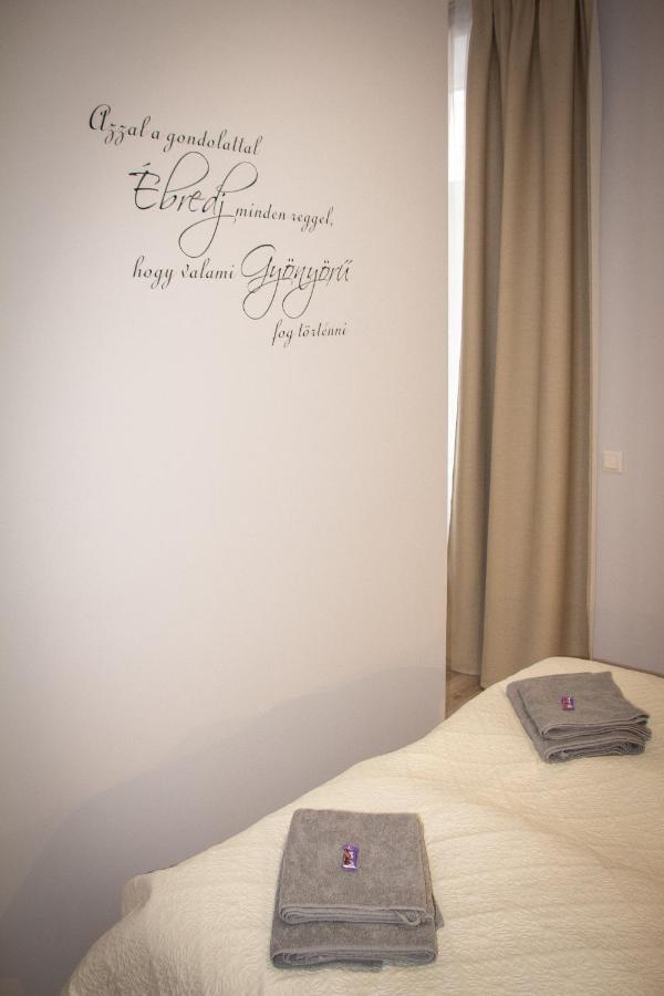 Loli Apartman Miskolc Extérieur photo