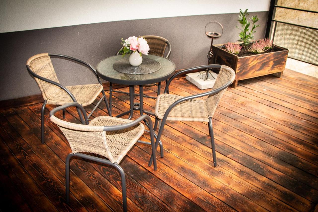 Loli Apartman Miskolc Extérieur photo