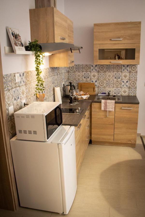 Loli Apartman Miskolc Extérieur photo